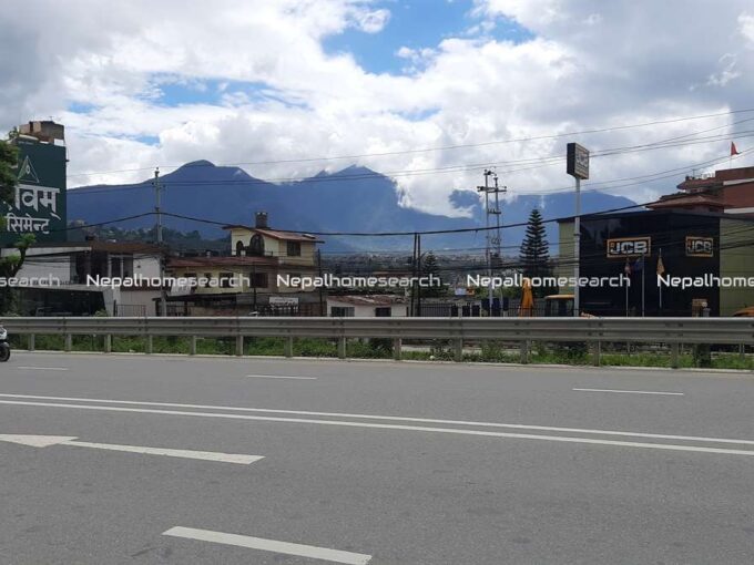 Land for sale connected to Ring Road