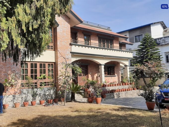 Bungalow For Sale At Min Bhawan