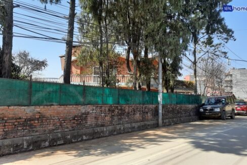 land for sale near Teaching Hospital