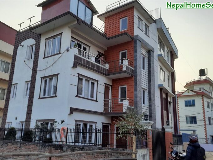 House sale near Medicity Hospital Bhaisepati