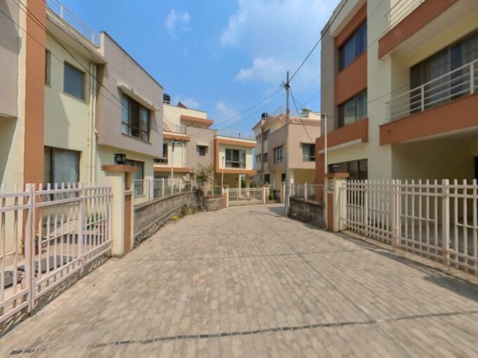 House For Sale At Mangal Colony