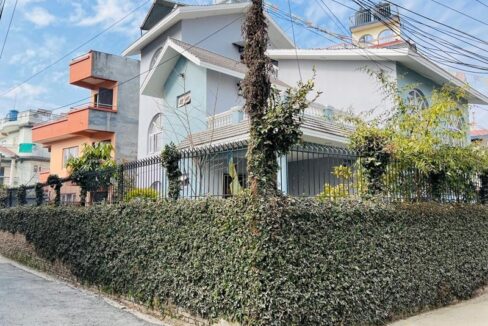 Luxurious 5BHK Bungalow for Sale in Dholahiti Lalitpur!