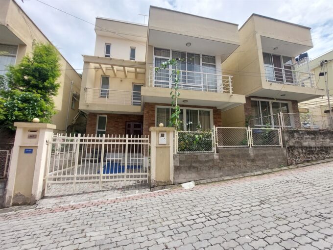 Luxurious 4-Bedroom Home in Prime Vinayak Colony, Bhaisepati 5 Luxurious 4-Bedroom Home in Prime Vinayak Colony, Bhaisepati