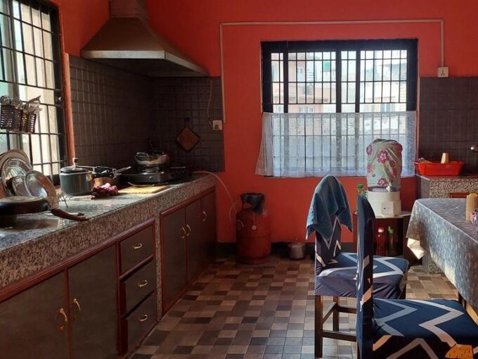 Rs.1.85 crore house at satungal for sale. 3 bhk